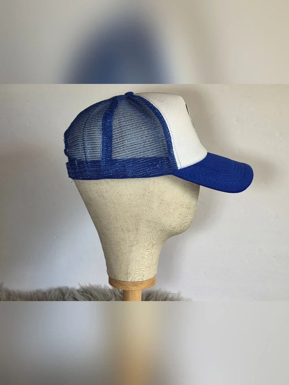 90s Inspired Womans Squirtle Patch Trucker Hat - Blue & White - Pokemon!